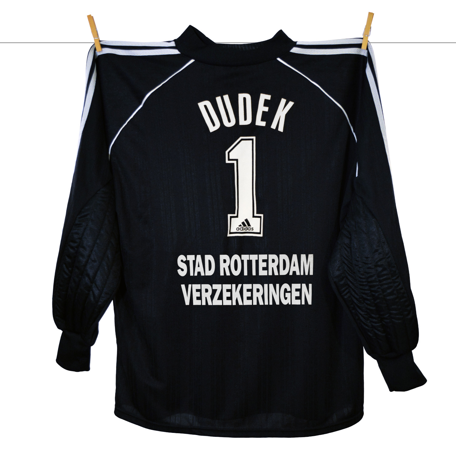 Maladroit astronaut in het midden van niets Keepersshirt – The Feyenoord Matchworn Shirt Collection